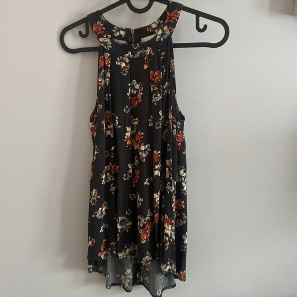Altar'd State Black Floral Tank